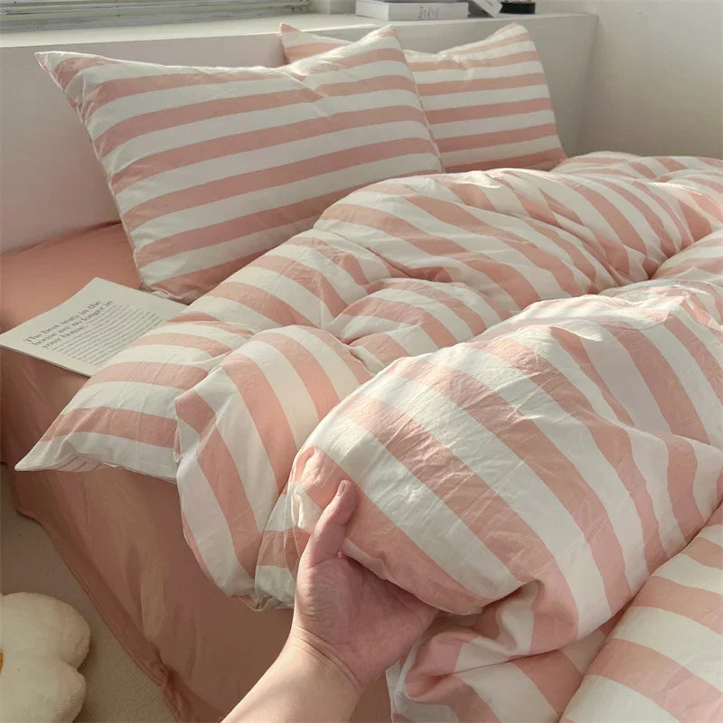 Pre-Washed Brushed Ultra Soft Duvet Cover Set with Pillowcases - Luxurious Cozy Bedding for a Heavenly Sleep Experience
