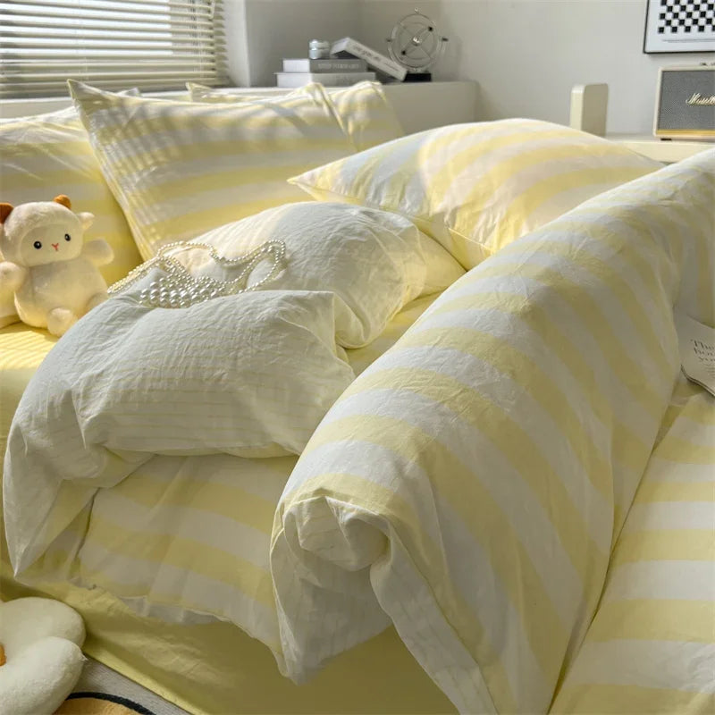Pre-Washed Brushed Ultra Soft Duvet Cover Set with Pillowcases - Luxurious Cozy Bedding for a Heavenly Sleep Experience