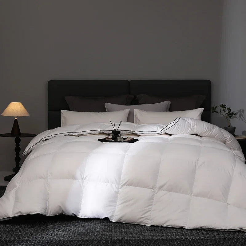 "Breathing Quilt" Pro: 95% Goose Down Comforter for Winter - 800FP High Loft, Odor-Free