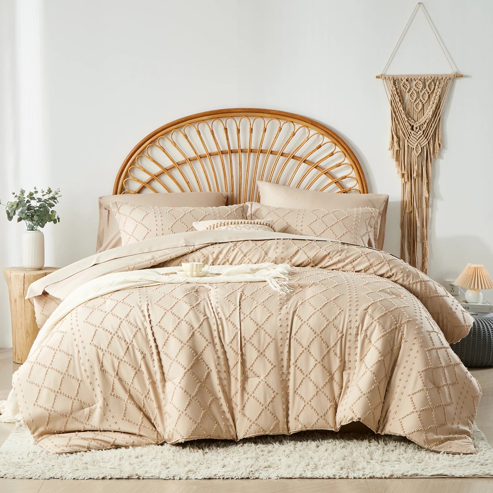 Embroidered bed set, Soft Jacquard Comforter