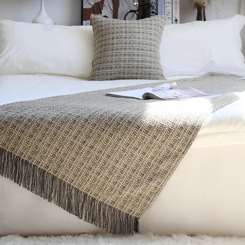 Quality Throw Blankets Textured Big Knitted Blankets Chunky Vintage Luxury Throw or Bedspread