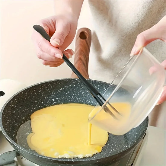 2 Pack Manual Egg Whisks with spoons, Plastic Ergonomic Handle