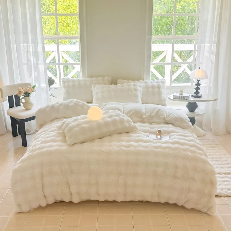 Bonenjoy 1pc Plush Duvet Cover Warm Quilts Cover Soft Bedding Solid Color Comforter Covers (No Pillowcase)