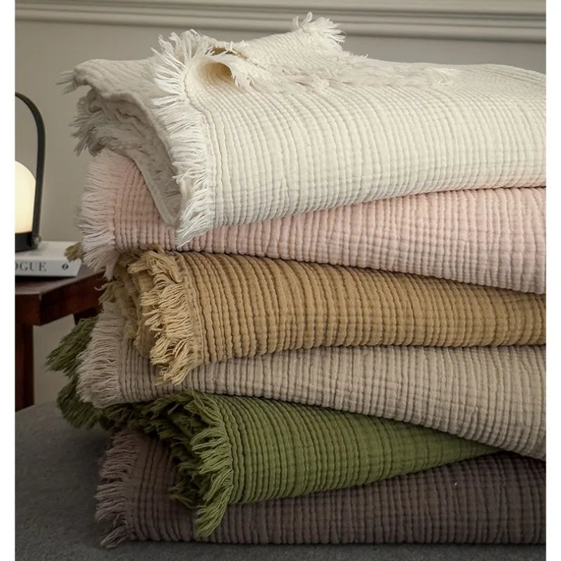 Japanese Style Summer Blanket, Lightweight, Breathable, Made Of 6 Layers Of Yarn, Great for a Nap Easy to Carry
Easy to Carry