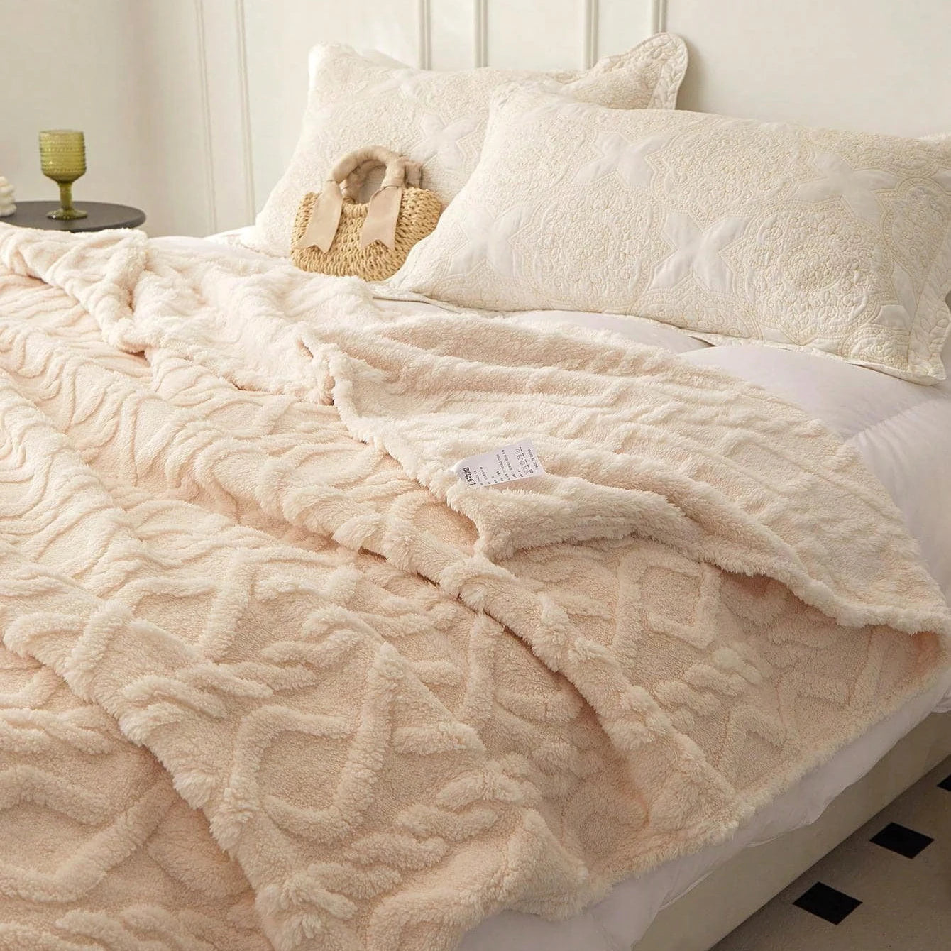 Fleece Blanket, Lightweight , Bed Cover, Sofa, Nap Blanket
