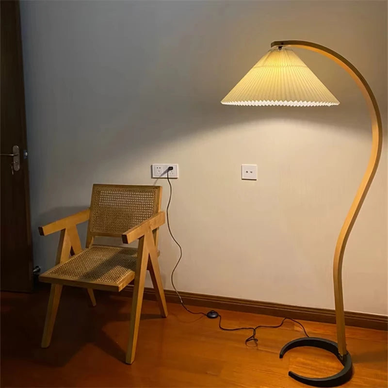 Room Decoration Floor Lamp Atmosphere Living Room High-End Feeling Bedroom Study Pleated Solid Wood Antique Standing Table Lamp